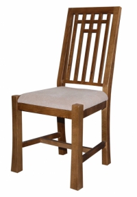 Стол с тапицирана седалка